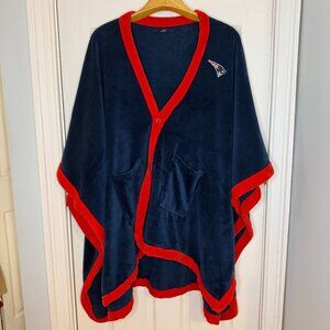 New England Patriots Warm Oversized Wearable Throw Blanket